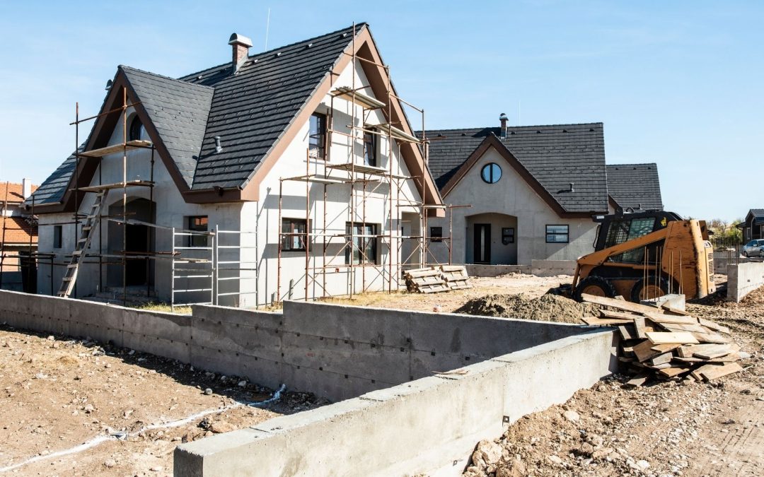 Cette maison a survécu au Moyen Âge grâce à sa rénovation: Les secrets révélés !